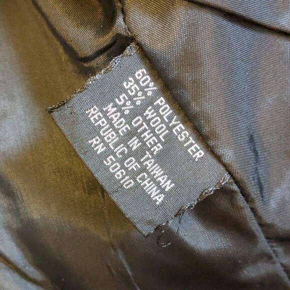 90s Vintage Sasson Designer Gray Wool Blend Jacket Skirt - Suit - Two Pieces - Picture 16 of 16